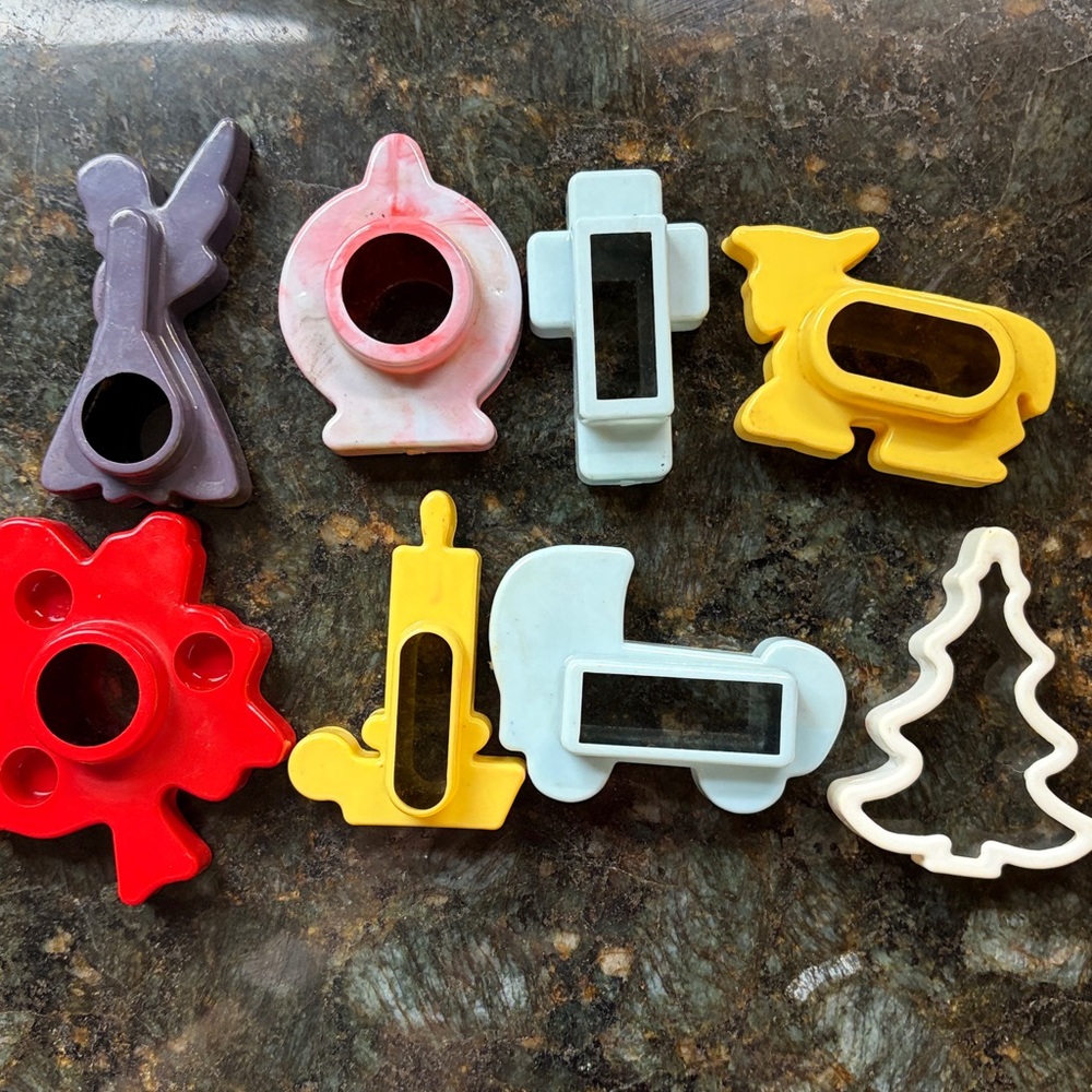 Assorted Cookie Cutter Set - Picture 3 of 3